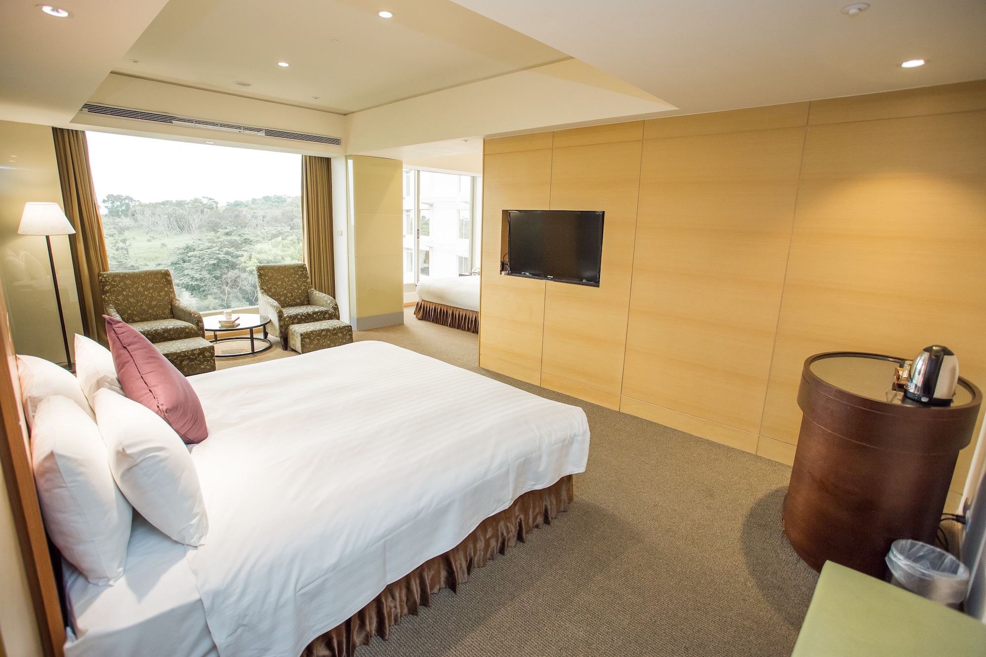 SUPERIOR, TWIN BEDS