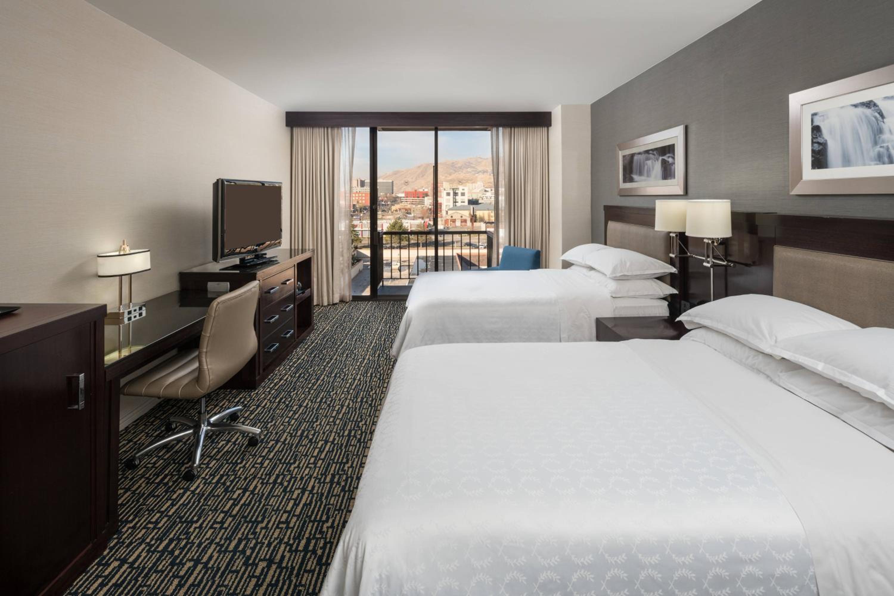 Room at Sheraton Salt Lake City Hotel, SALT LAKE CITY - UT