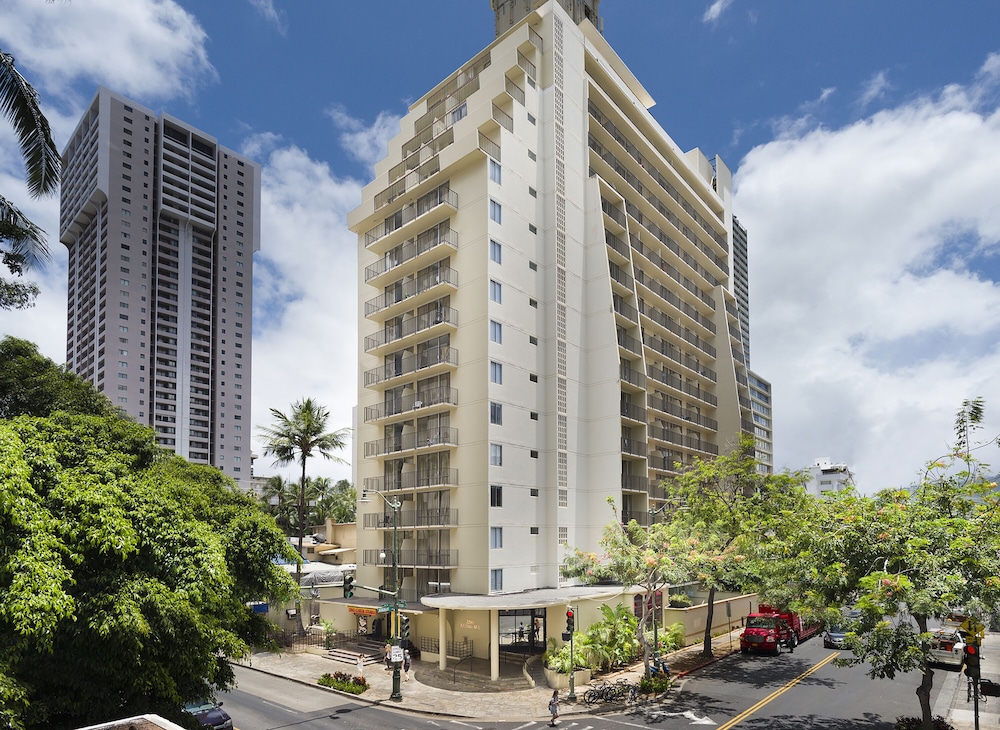 Ohia Waikiki Studio Suites 7/99