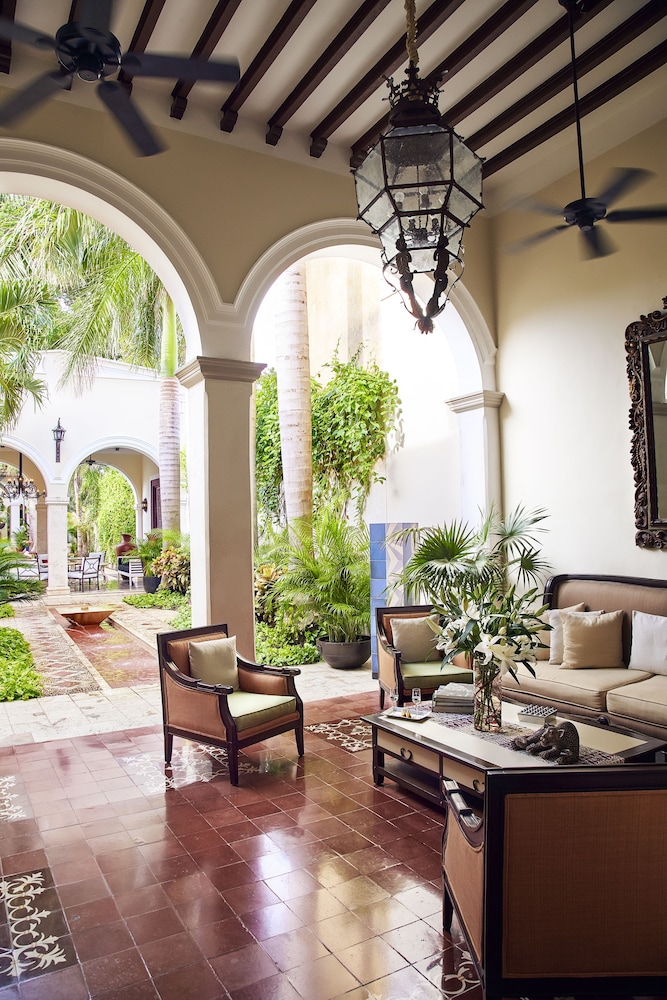 Casa Lecanda Boutique 24/38
