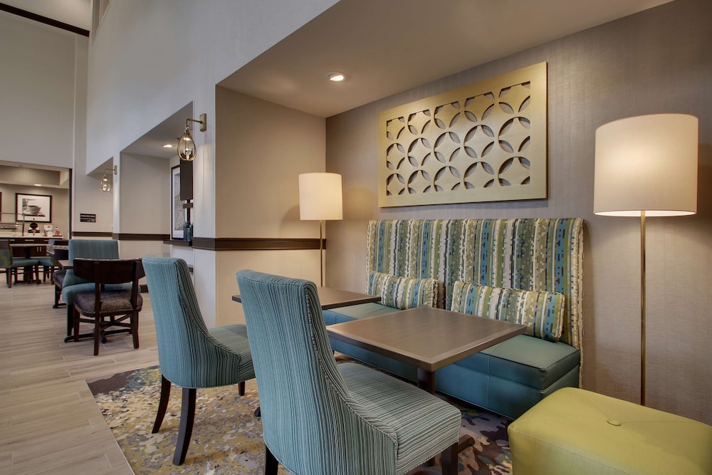 Hampton Inn Suites Knightdale Nc 33/56