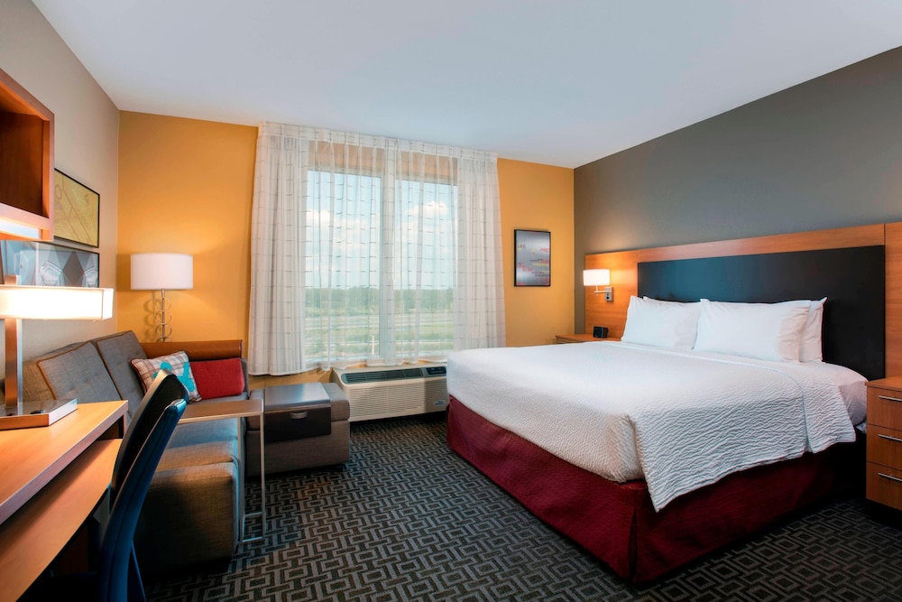 Studio, Suite, 2 Queen Beds, Sofa, Accessible