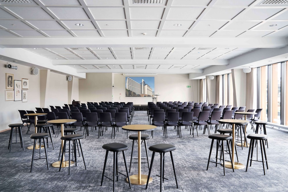 Radisson Blu Atlantic Stavanger 64/73