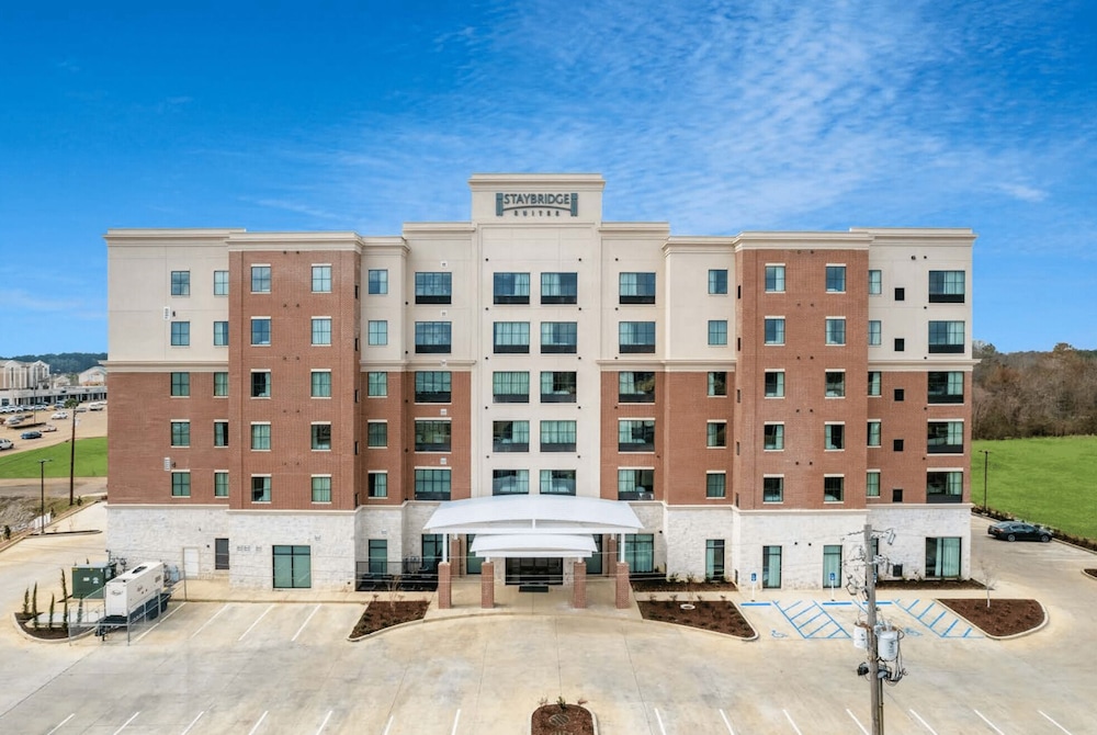 Staybridge Suites Flowood 1/61
