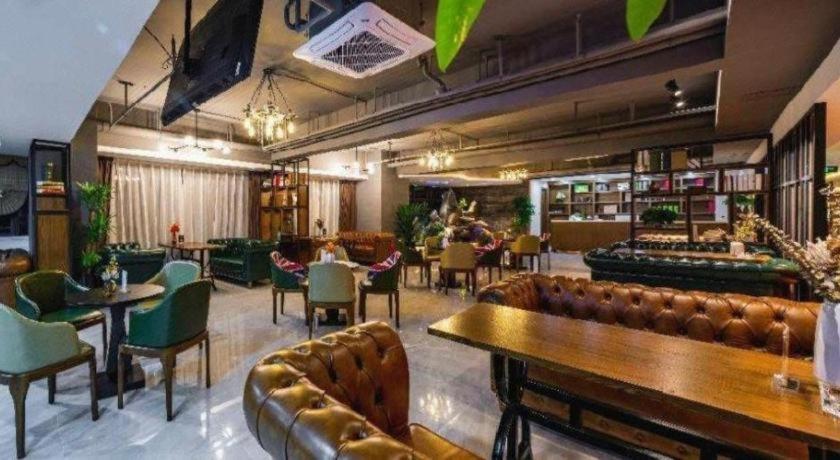 James Joyce Coffetel Chengdu (Shuangliu Airport Haibing City Wanda) 35/43