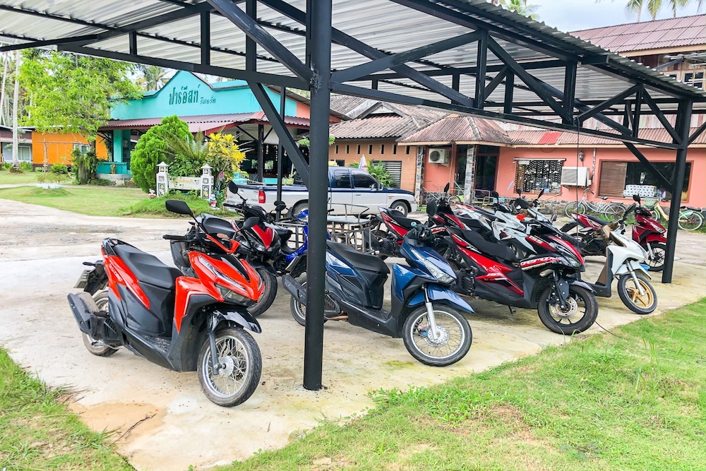 Koh Kood Far East Resort 40/50