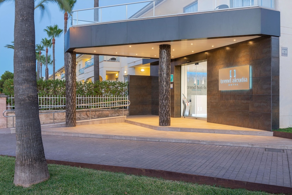 Trendhotel Alcudia 71/77