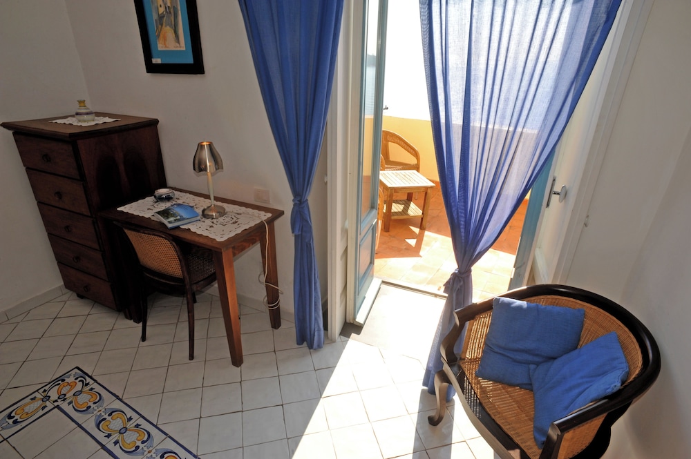 Hotel La Casa Sul Mare 24/47