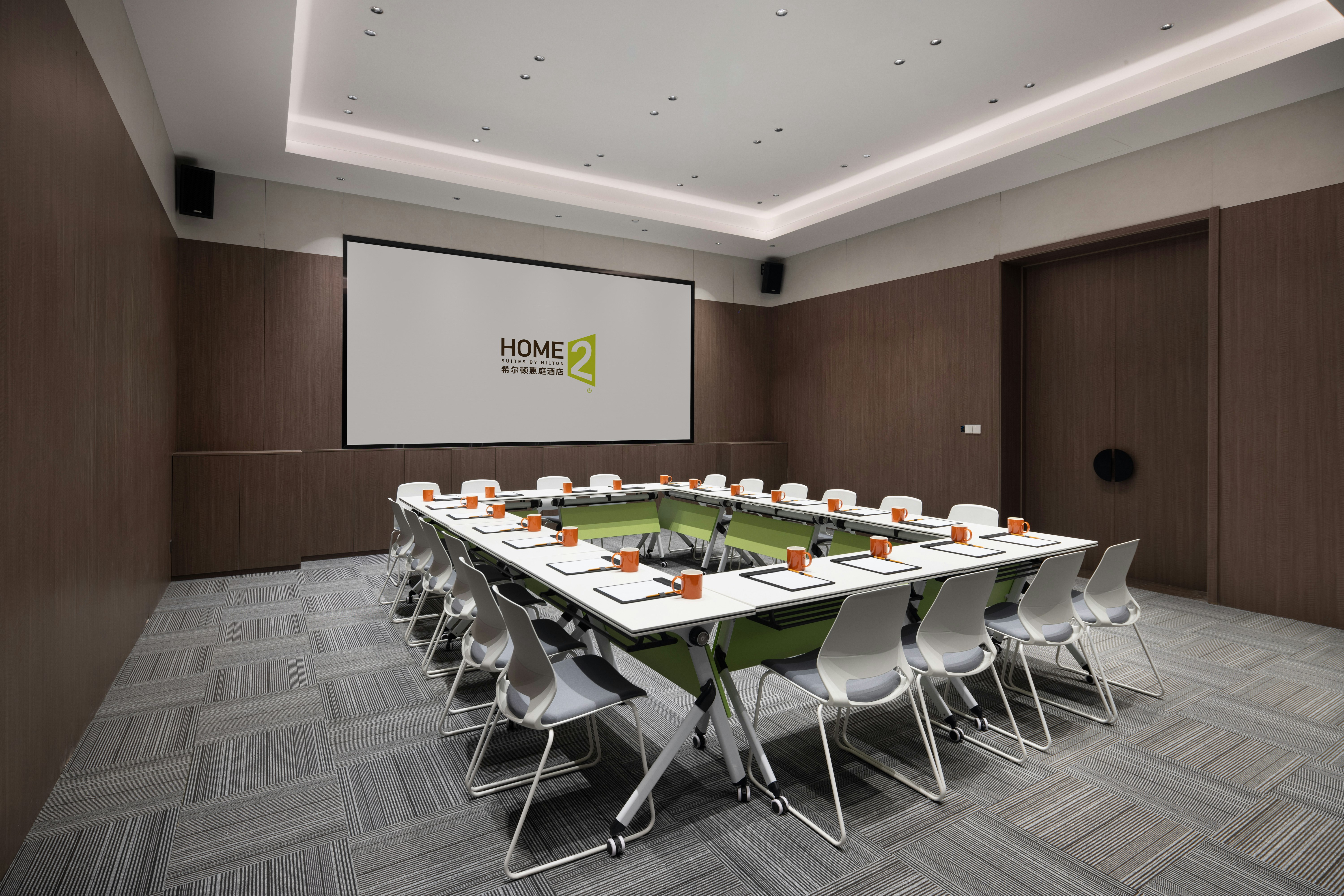 Home2 Suites by Hilton Yiwu World Trade Center 47/60
