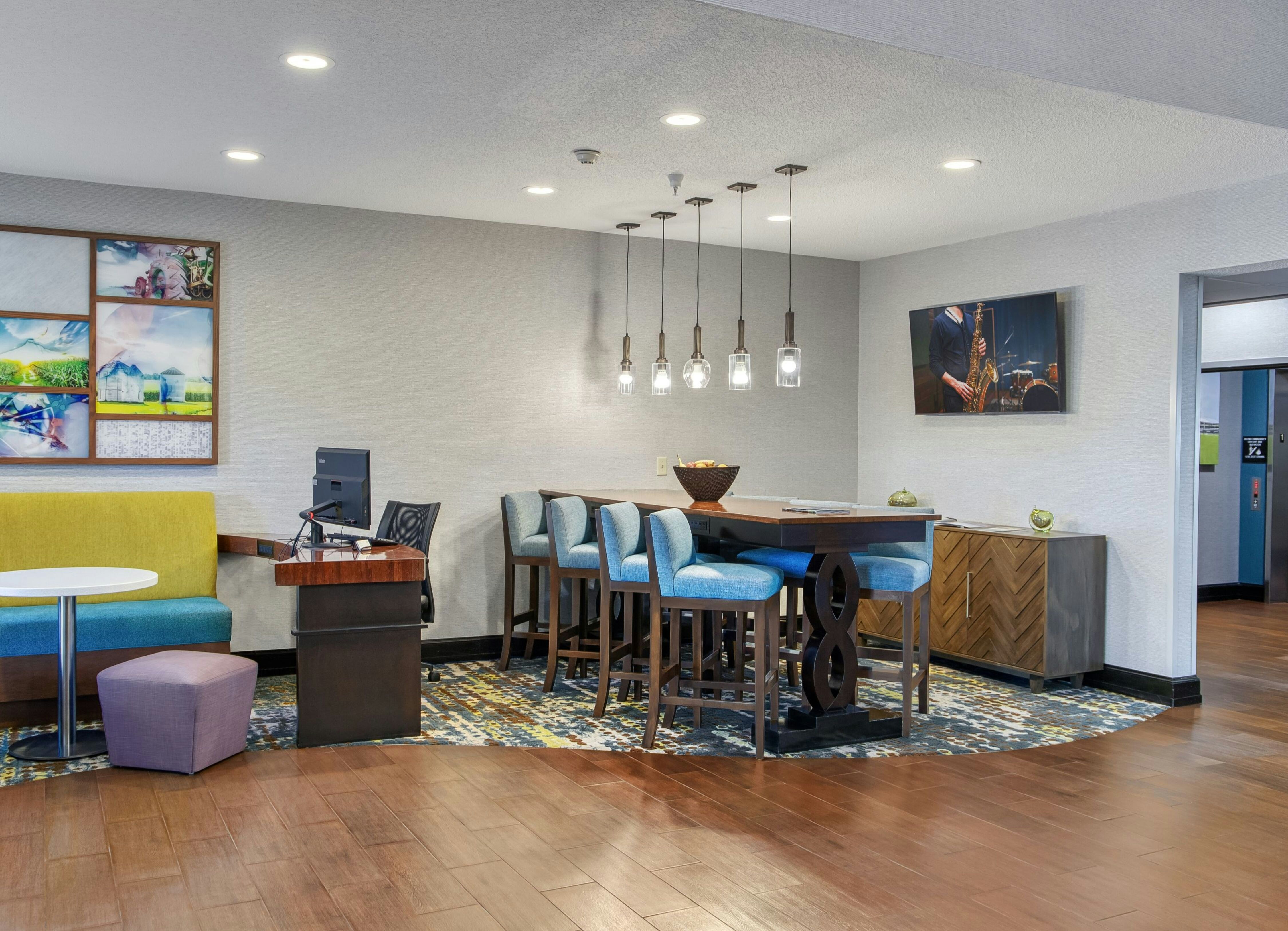 Hampton Inn Elkhart In 27/44