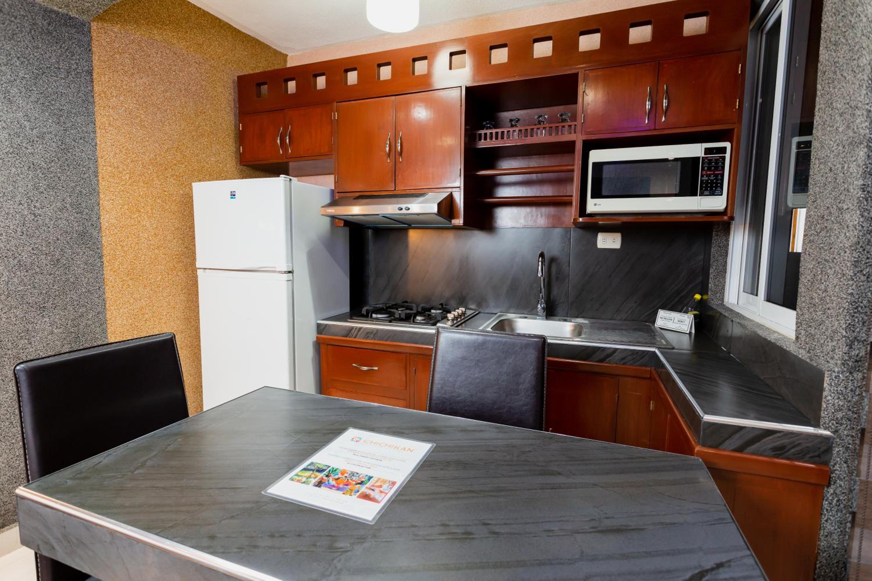 Hotel & Suites Country 40/50