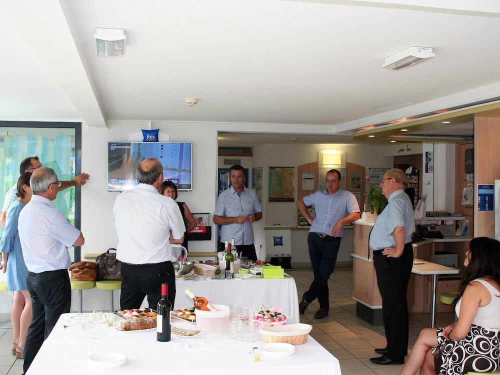 Ibis Budget Niort Est La Creche 24/32