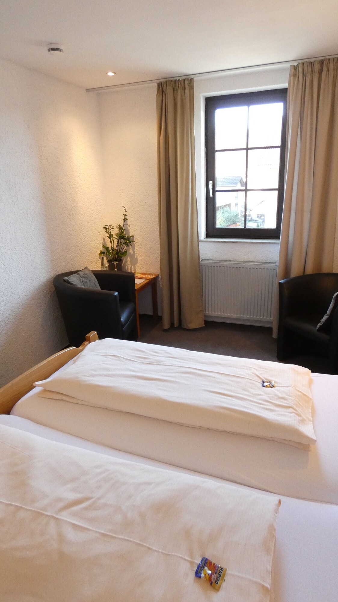 ECONOMY, DOUBLE BED