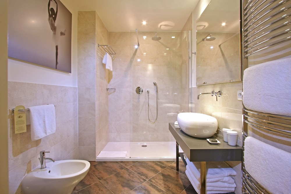 Numa I Flow Rooms & Apartments 28/67