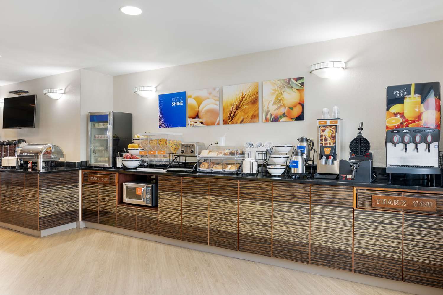 Comfort Inn Edinburgh - Columbus 11/13
