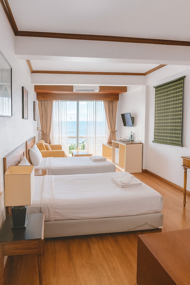 غرفة قياسية بسرير كينج بإطلالة على الجبل، The Orchid Hotel And Spa Kalim Bay 8/10