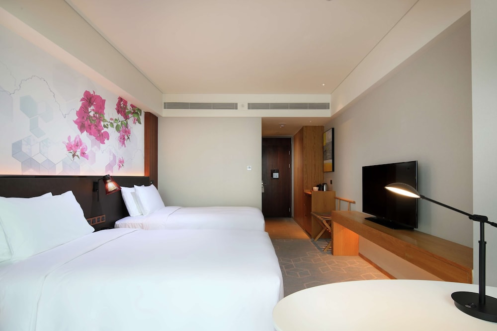GUEST ROOM, TWIN BEDS