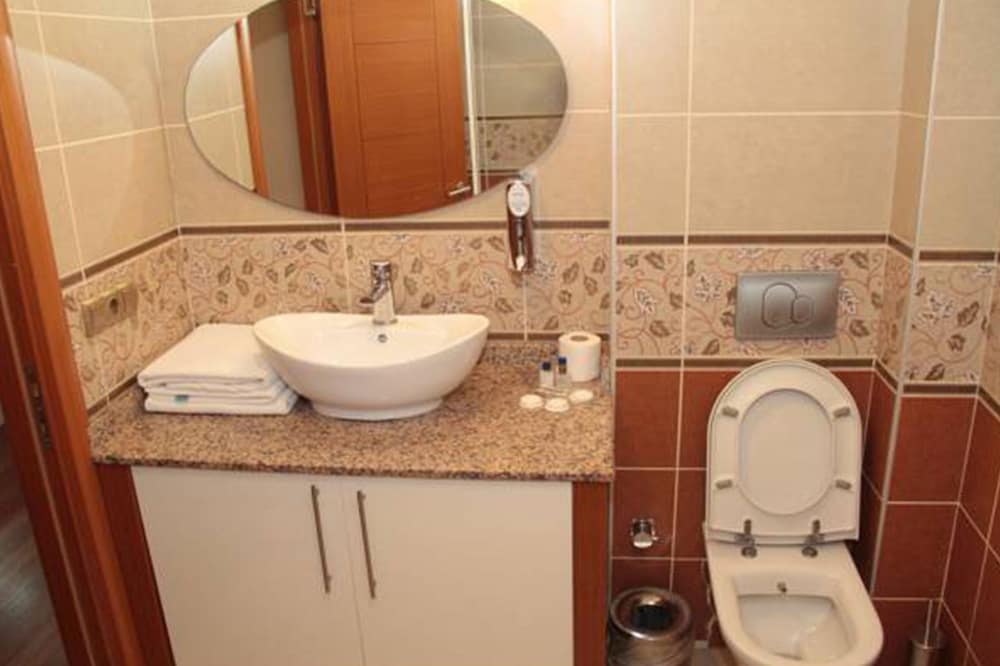Bc Burhan Cacan Hotel Spa 13/44