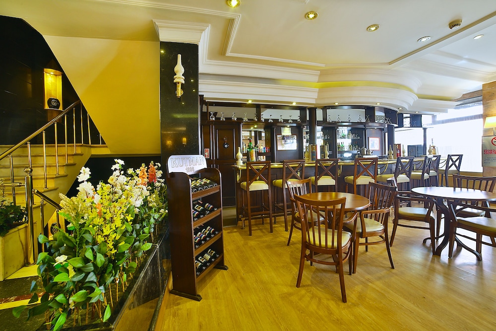 Grand Emin Hotel 43/47