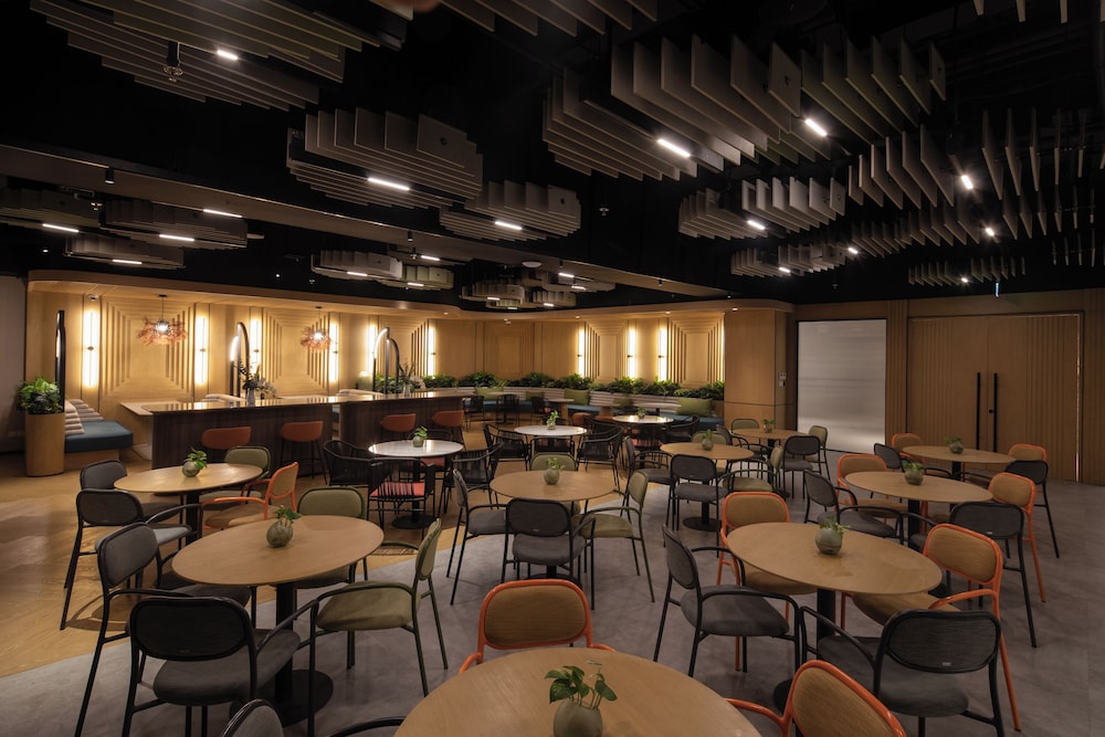 Morrissey Hotel Residences 45/60