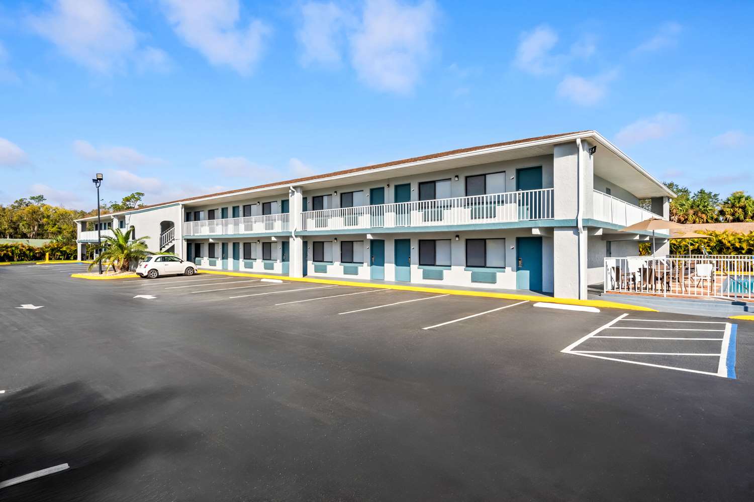 Quality Inn Orange City near Blue Spring State Park 30/33