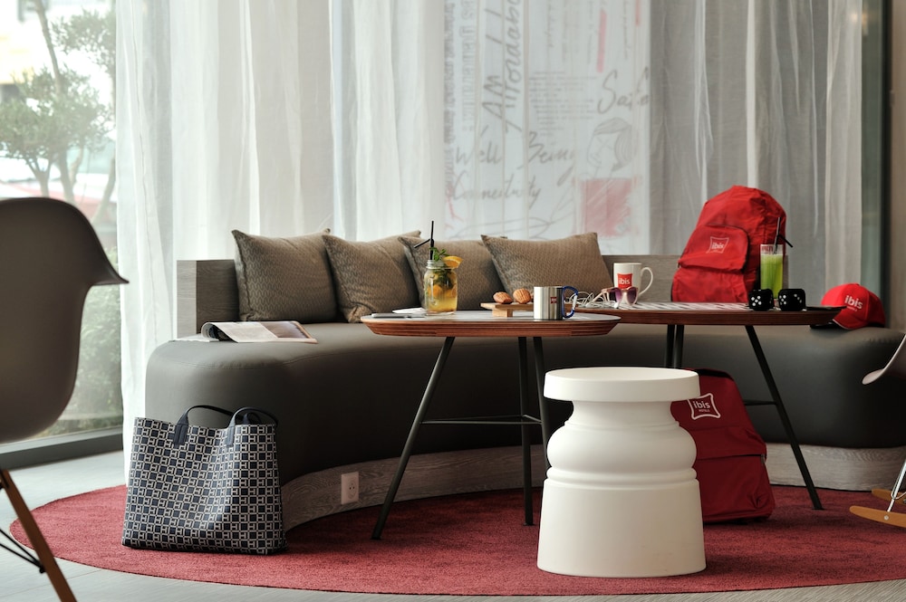 ibis Casa Voyageurs 54/78