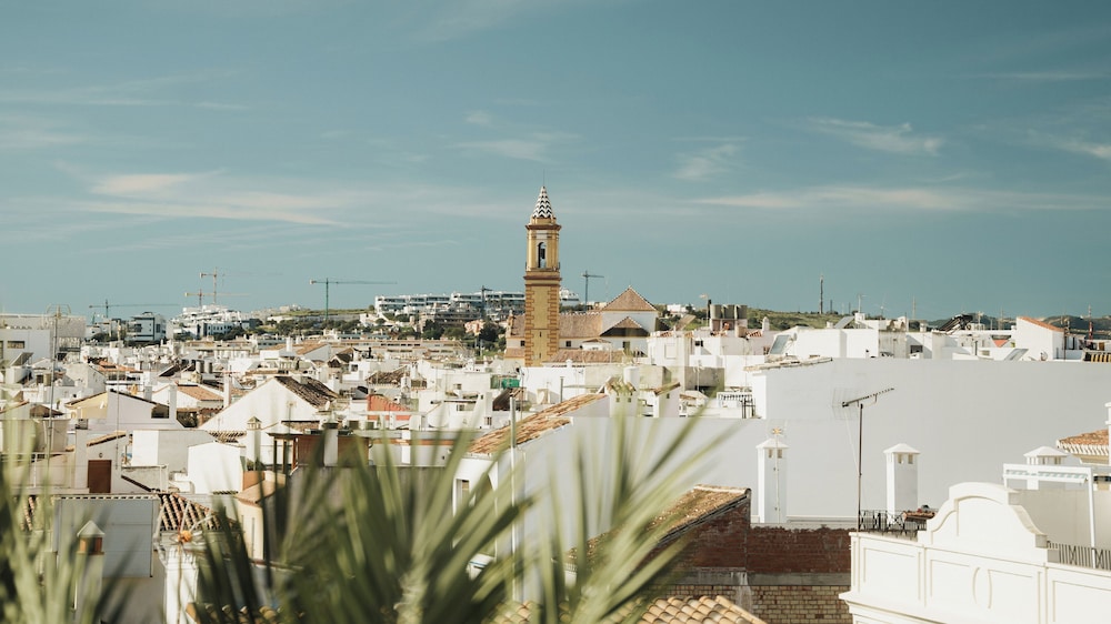 Hotel Estepona Plaza 50/58