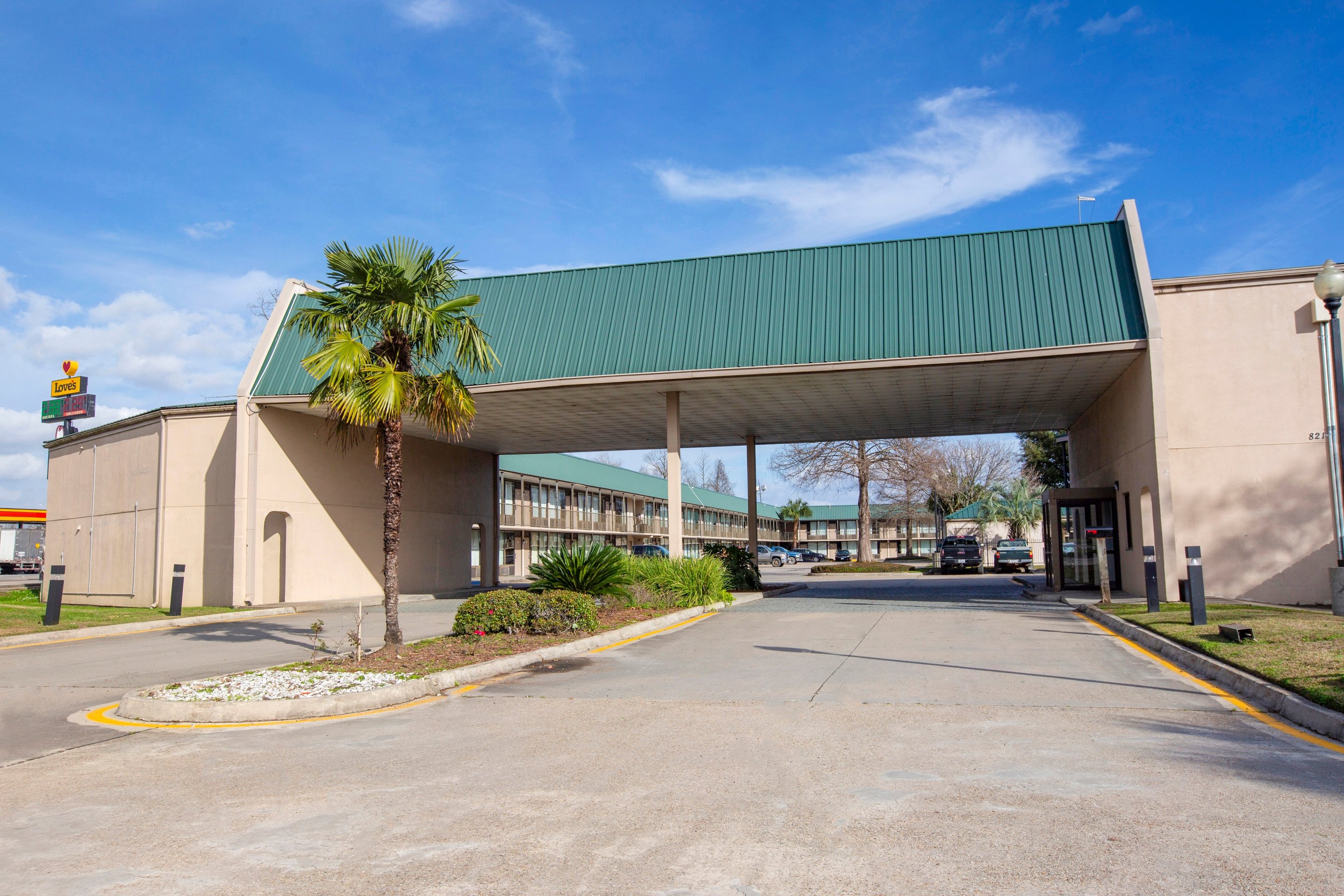 Hotel Port Allen LA I-10 West 28/34