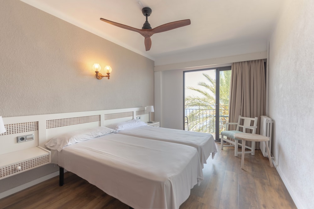 Hotel Sa Baronia 26/72