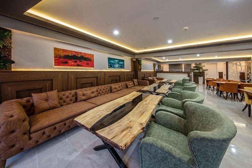 Asia Business Suites 28/50