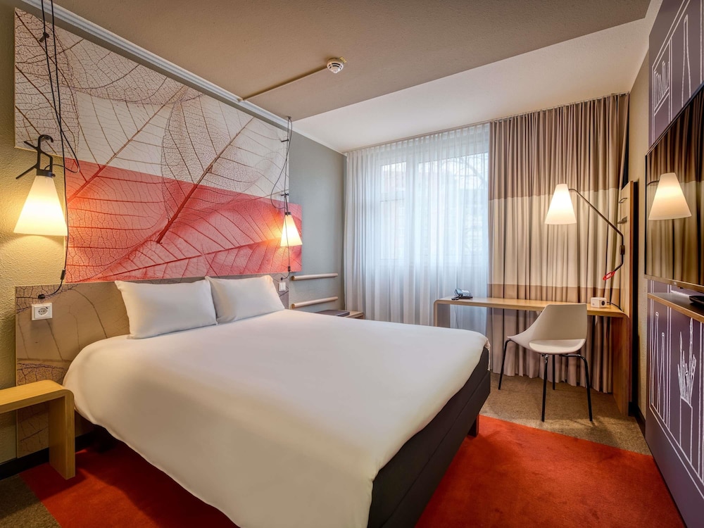 Ibis Nuernberg City Am Plaerrer 12/48