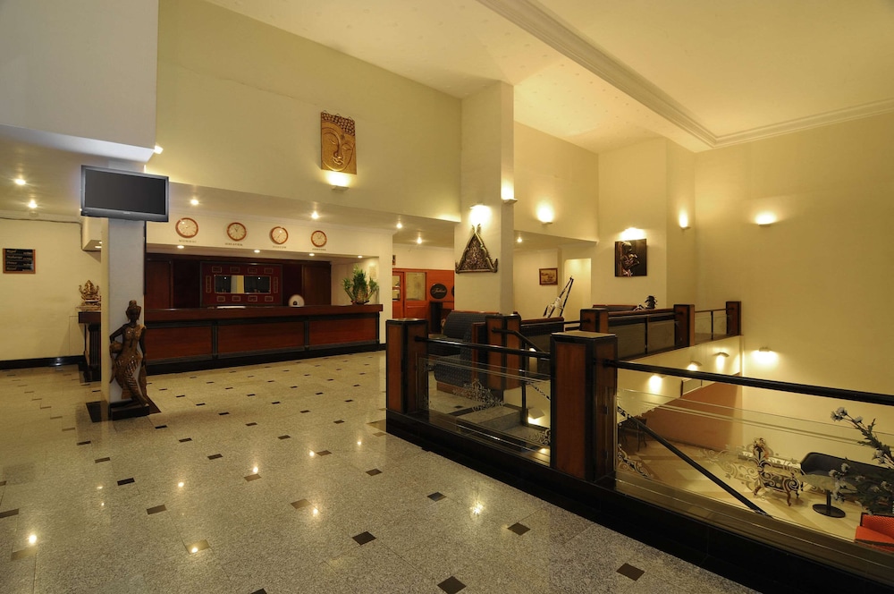 Quality Inn Regency Nasik 37/66