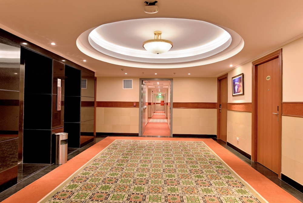 The Grand Plaza Hotel Smouha 8/68