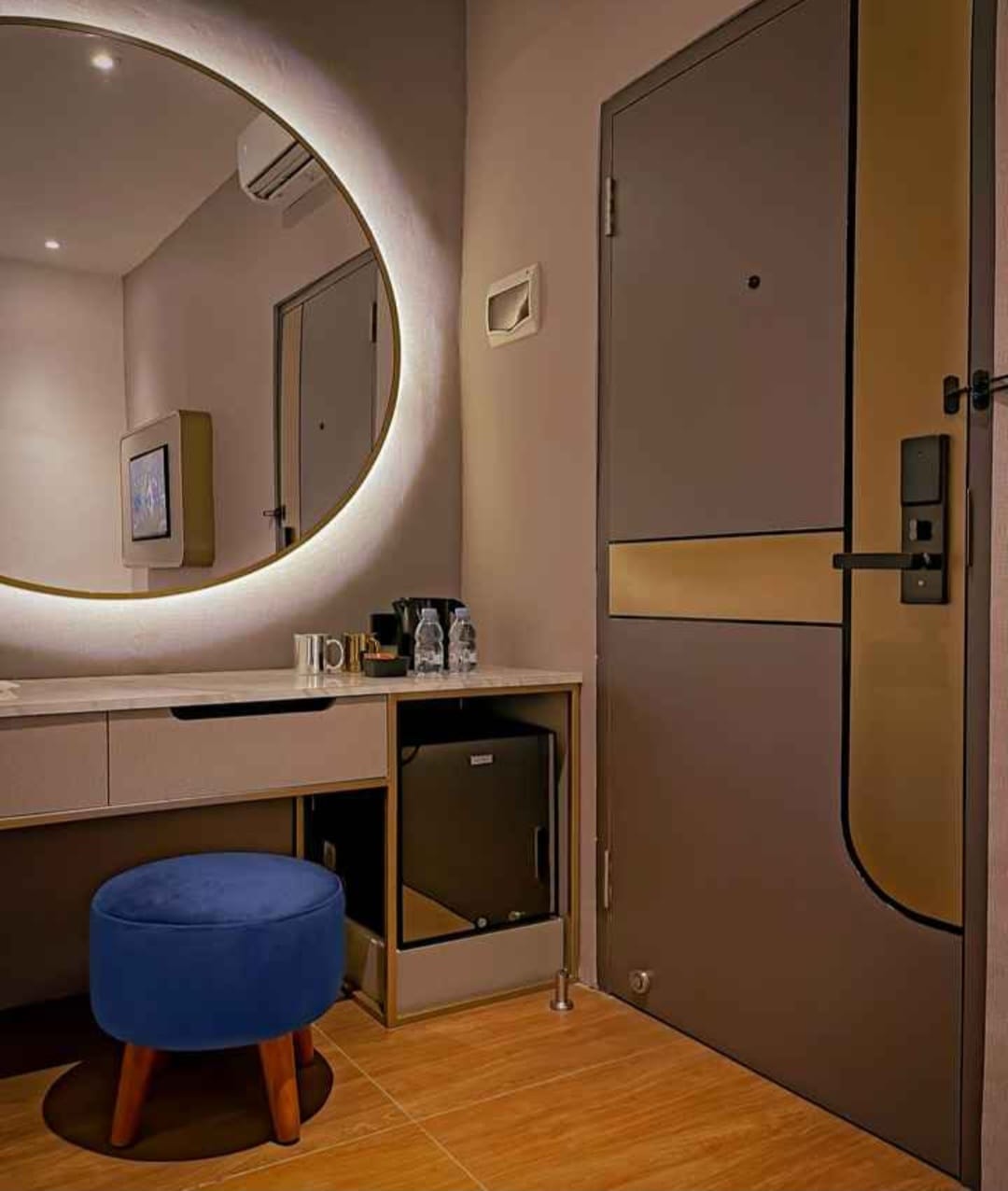 QUBE HOTEL by 98hospitality 7/50