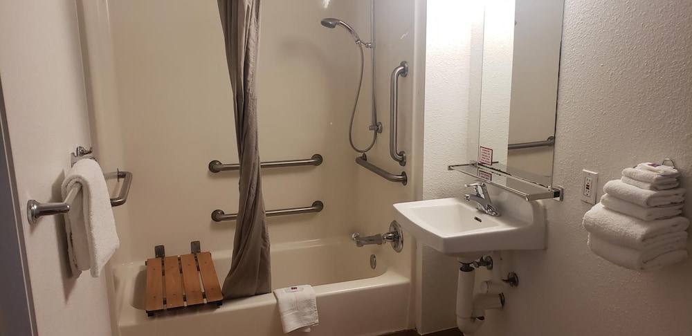 Motel6 Destin, FL 46/51