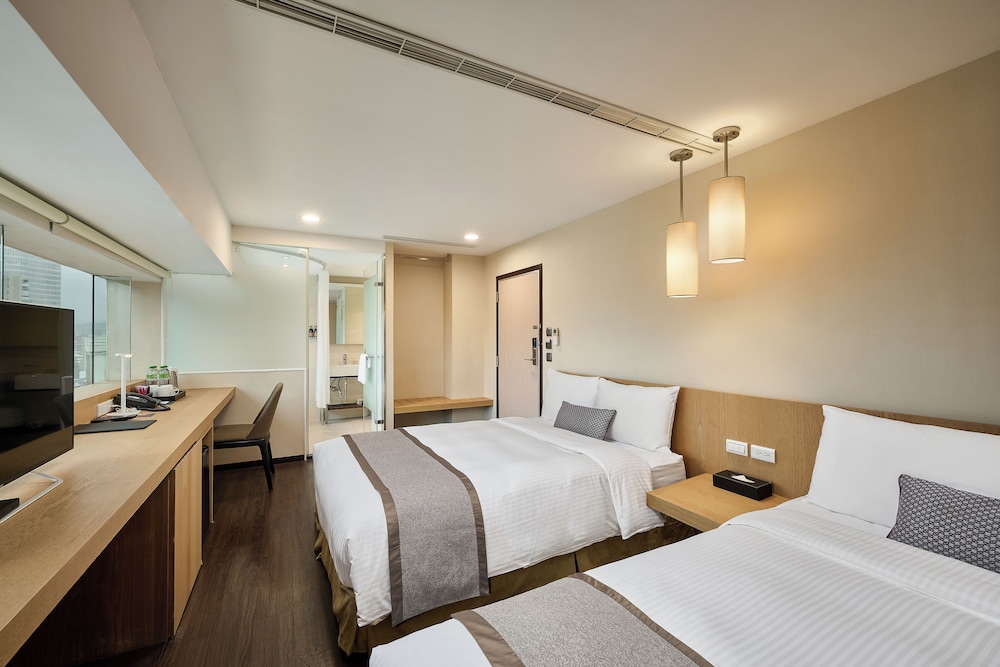 Eastin Taipei 32/71