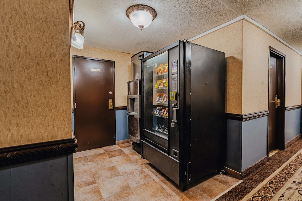 SureStay Plus by Best Western Coquitlam 21/50