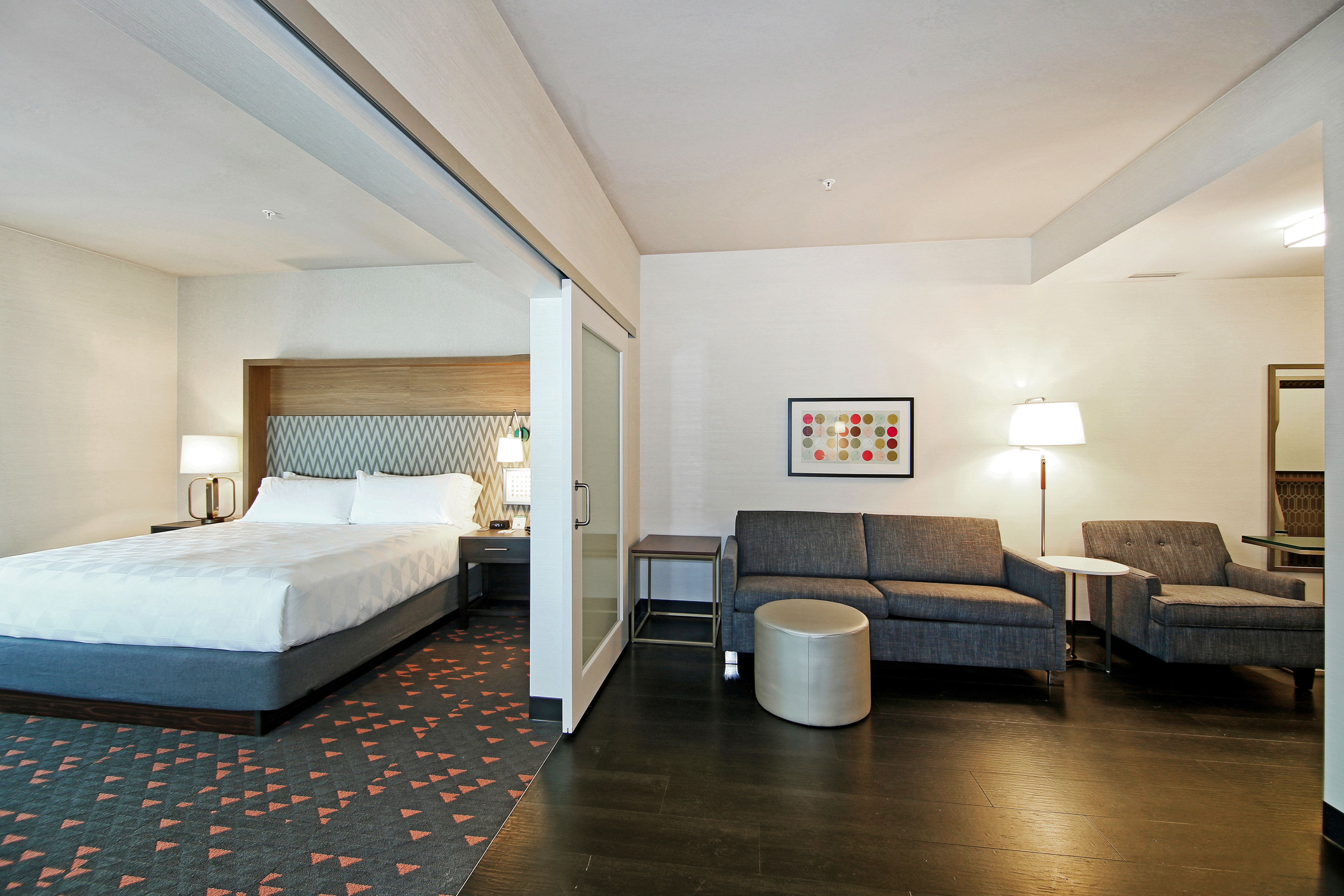 Holiday Inn & Suites Calgary Airport North 15/50