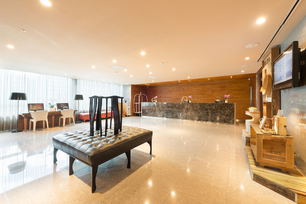 Home Hotel Xin Yi Branch 10/65