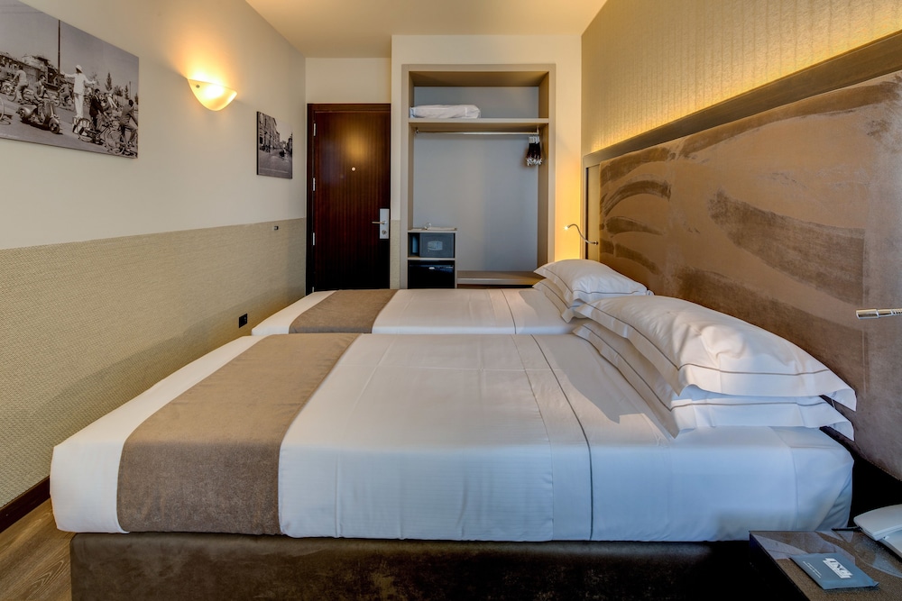 Best Western Plus Hotel Farnese 19/61