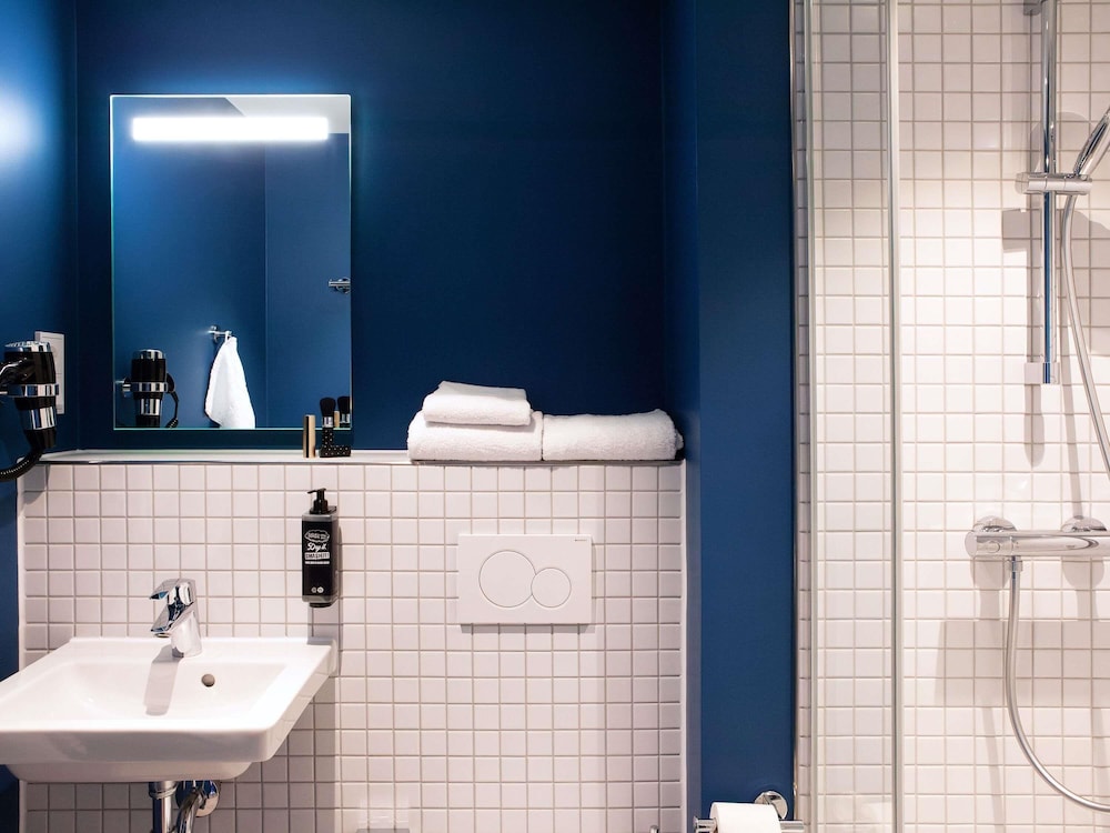 ibis budget Hotel Berlin Airport 41/45