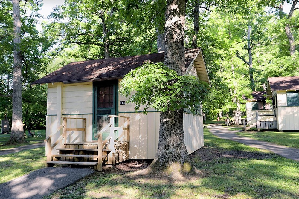 The Lodge at Mammoth Cave 2/25