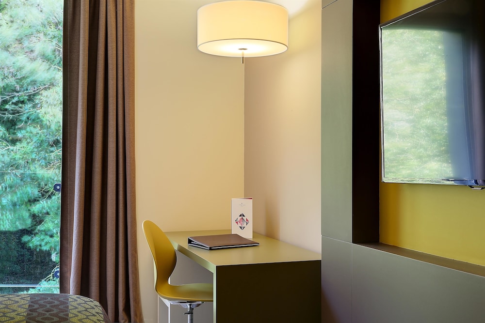 Best Western Plus Paris Meudon Ermitage 27/55