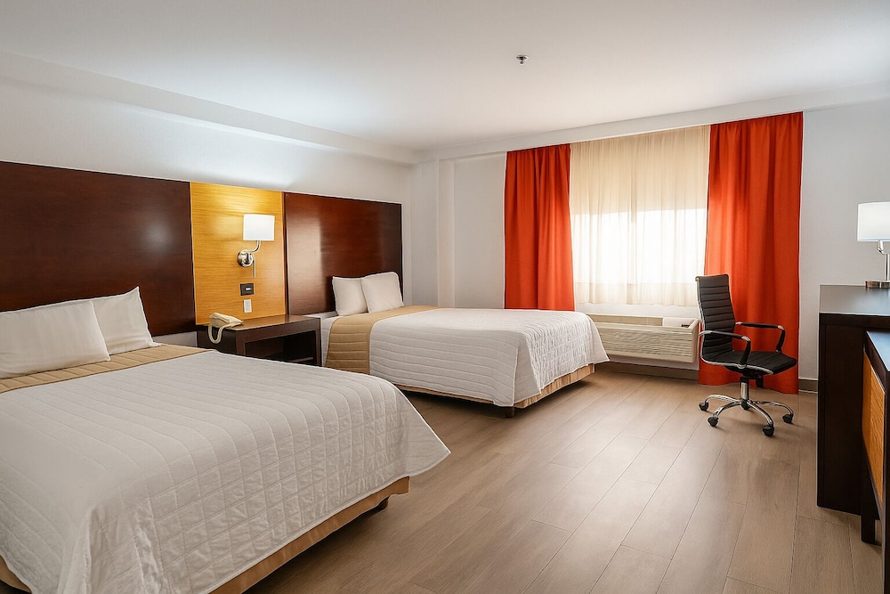 PARIS FC HOTEL 20/76