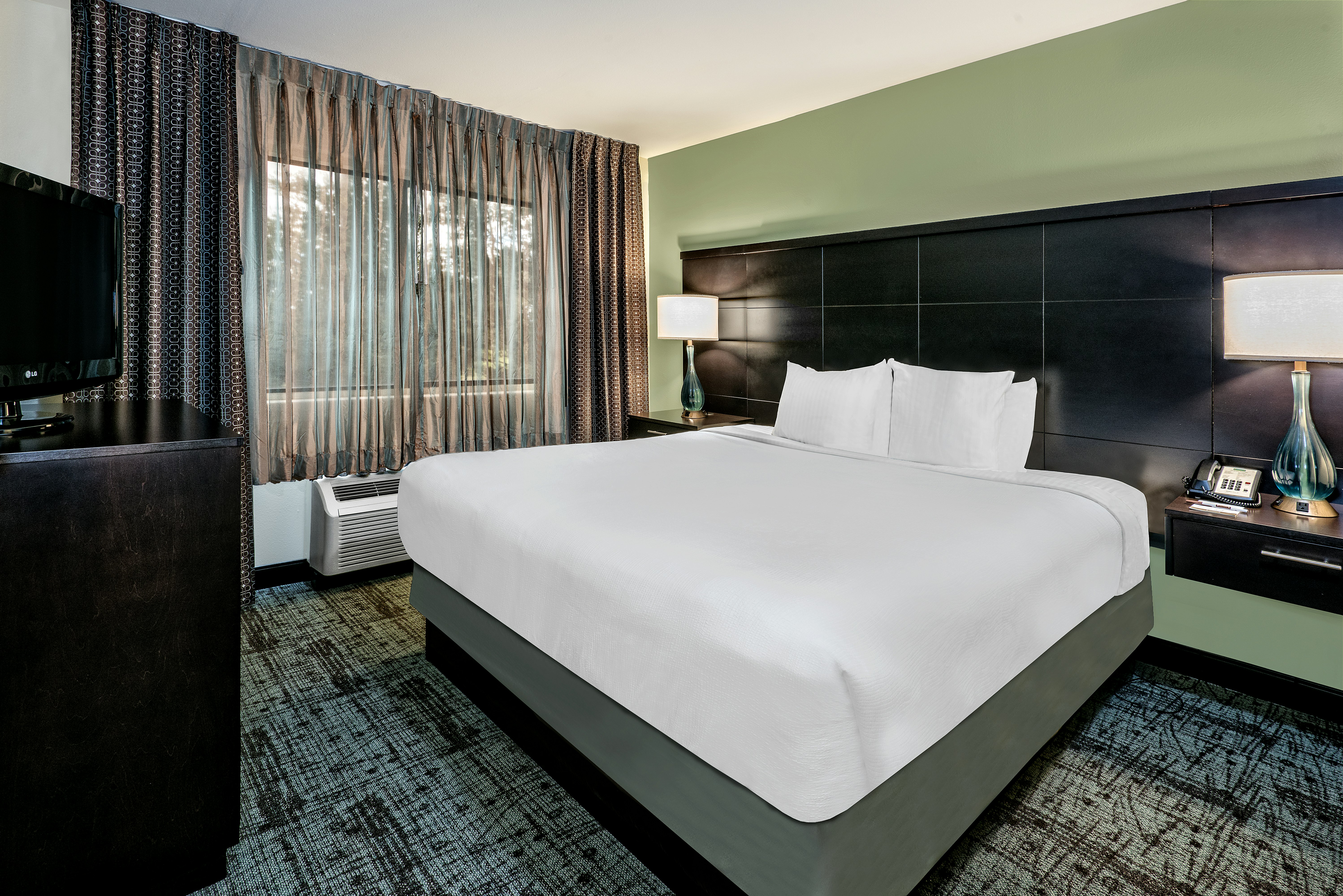 Staybridge Suites Lubbock 15/60