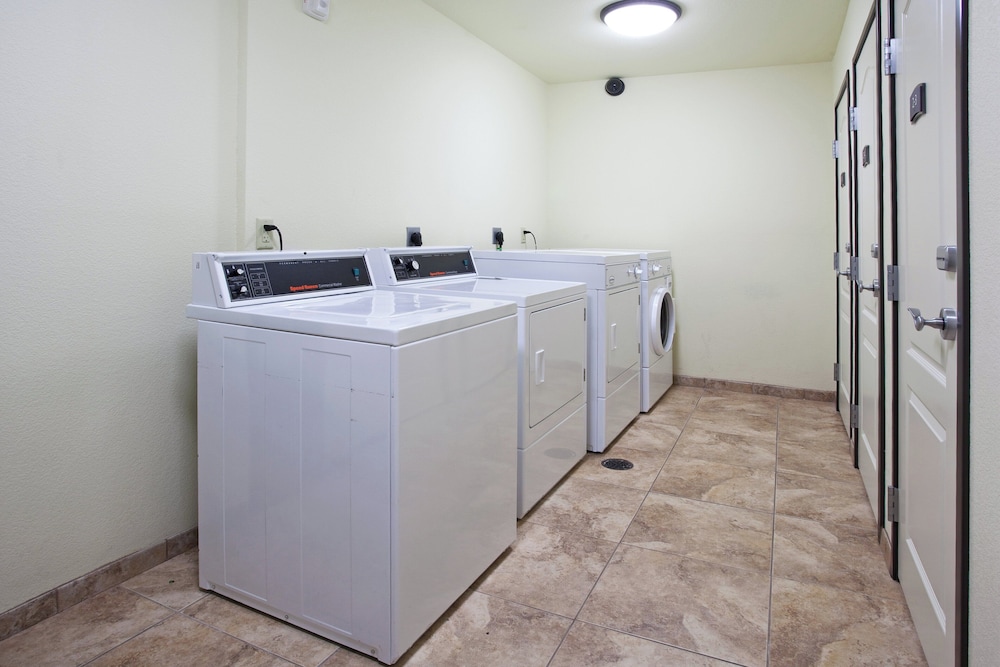 Staybridge Suites Salt Lake-West Valley City 6/70