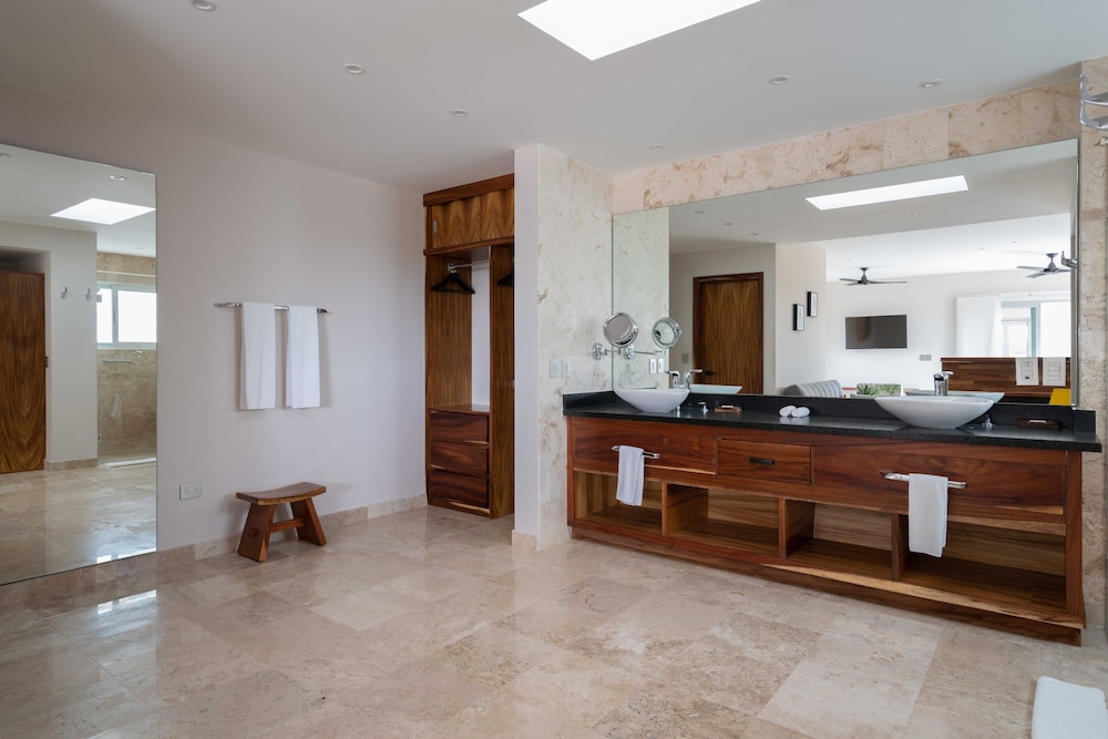 Valhalla Residence by Biwa 10/50
