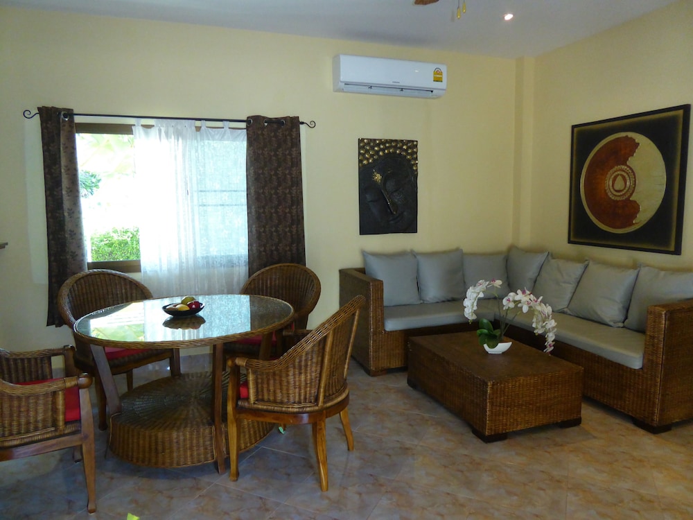 VIP Chain Resort Pool Villa 27/50