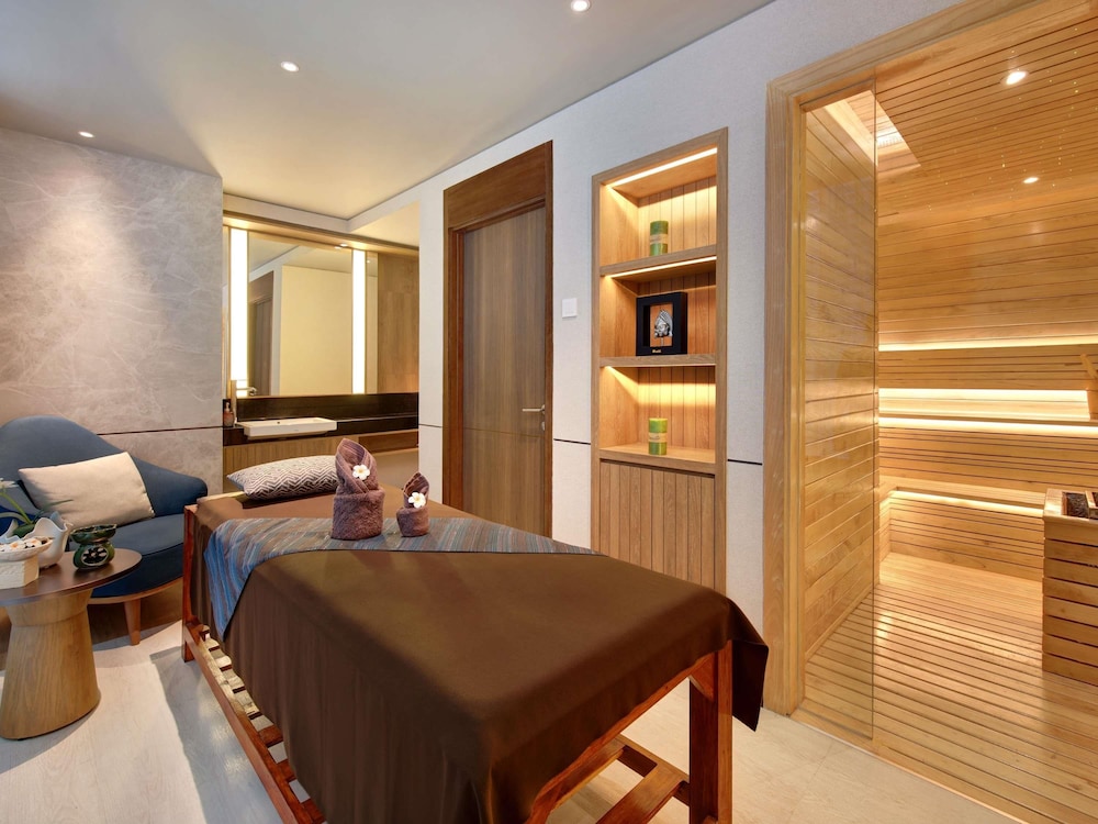 Mercure Pangkalan Bun 26/56