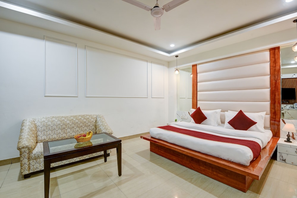 HOTEL KRISHNA DELUXE 42/70